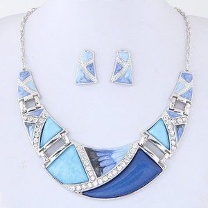 ❤️❤️ Necklace Earrings set Resin Heavy